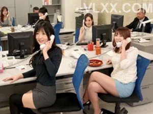 2022.5.26, [Câu chuyện gia đình hay], Mitsuwabo, người phụ nữ đã kết hôn lâu năm đi bộ trong phương tiện truyền thông công cộng cũ, kêu khóc vì không bị thao túng